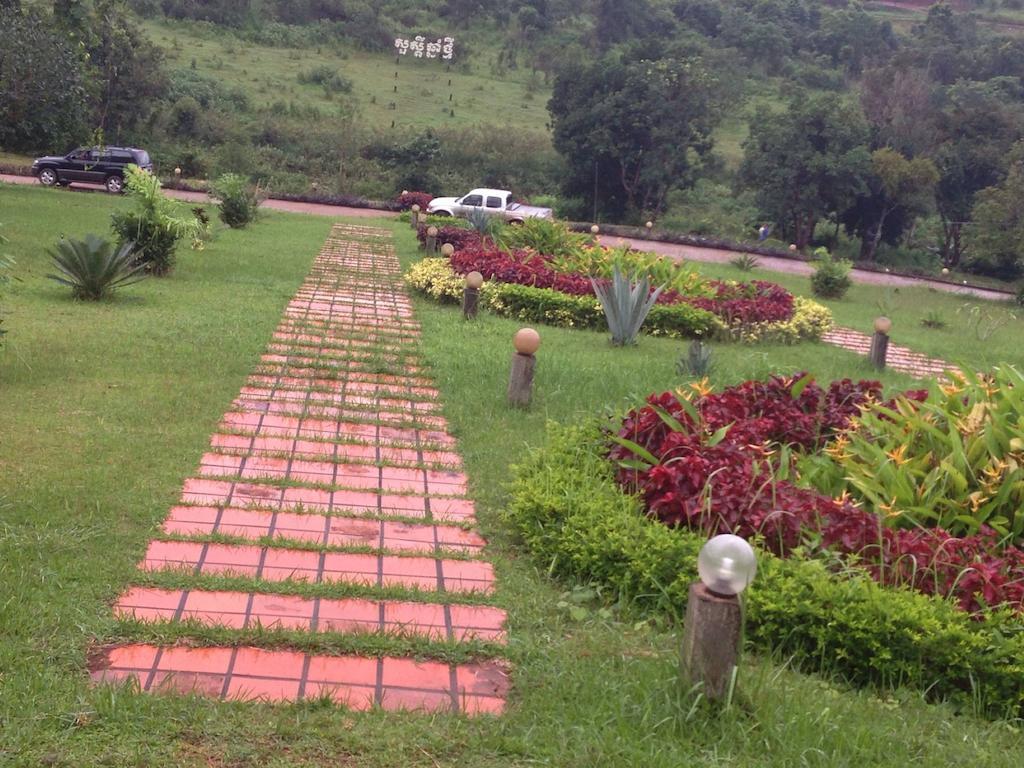 סן מונורום Mondulkiri Hotel מראה חיצוני תמונה